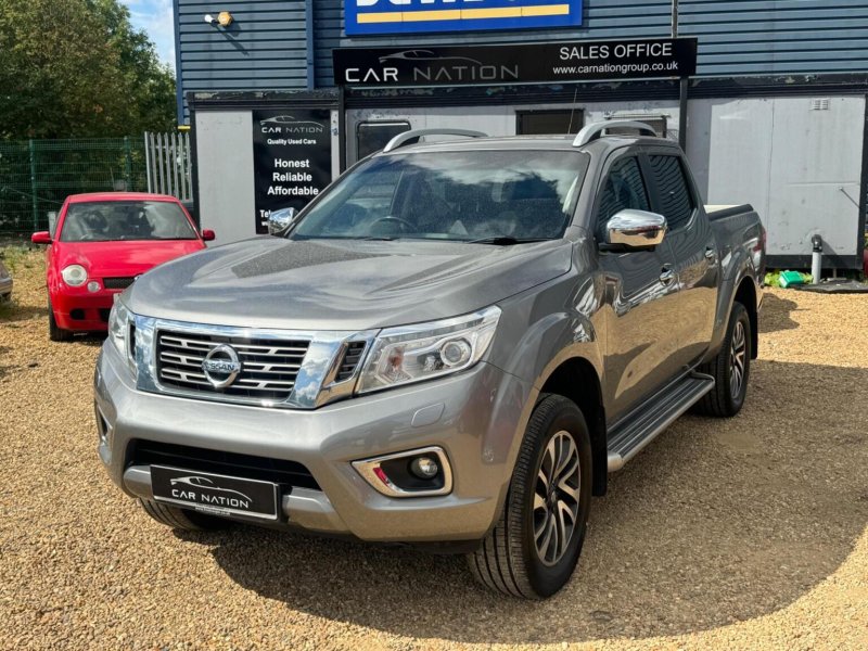 NISSAN NAVARA