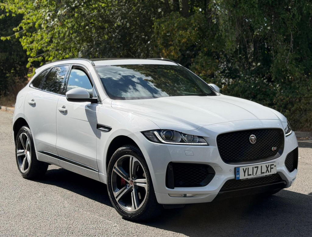 2017 Jaguar F-pace
